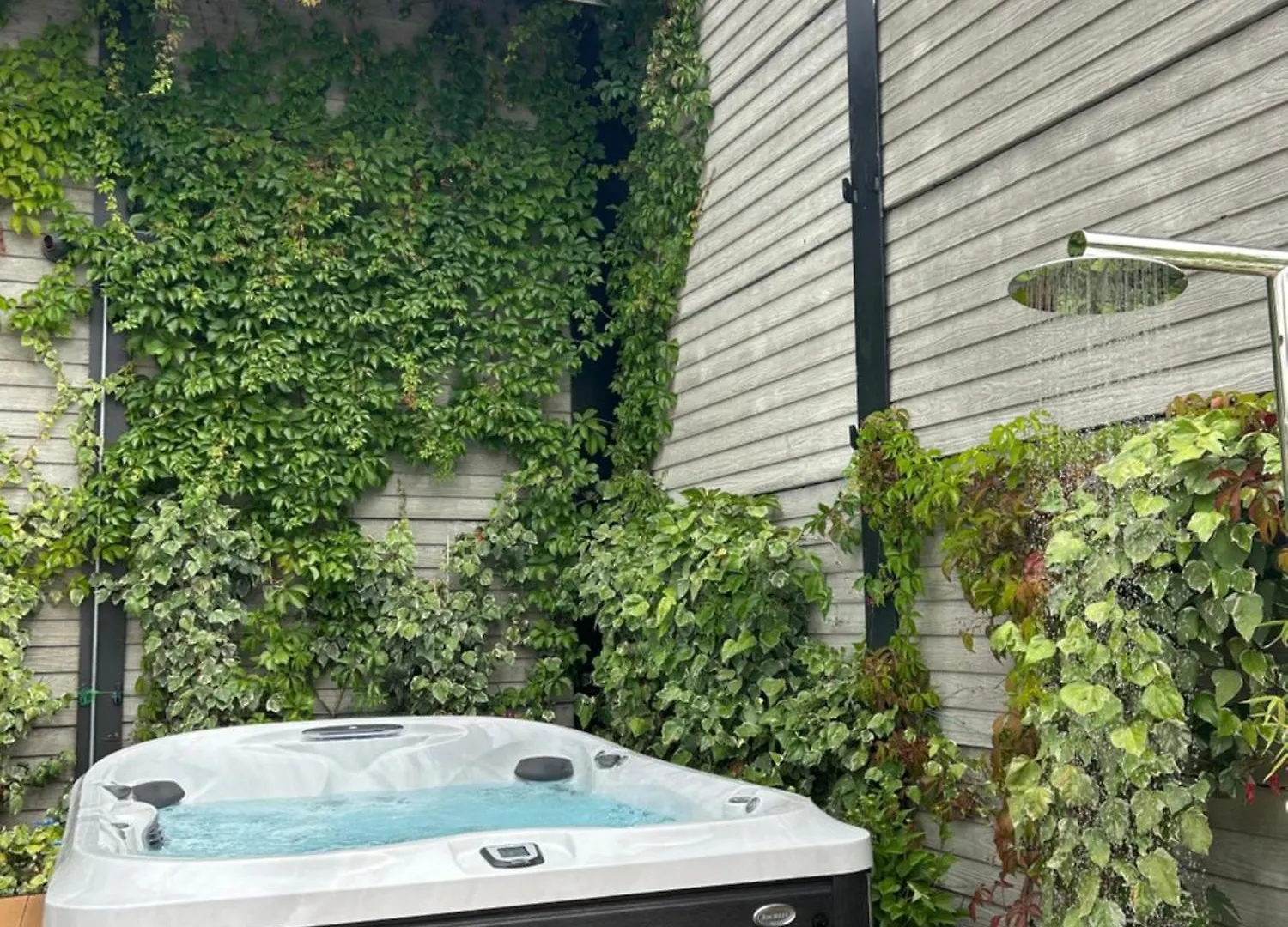 Versoverde Alzaia Naviglio Grande Milano Aparthotel