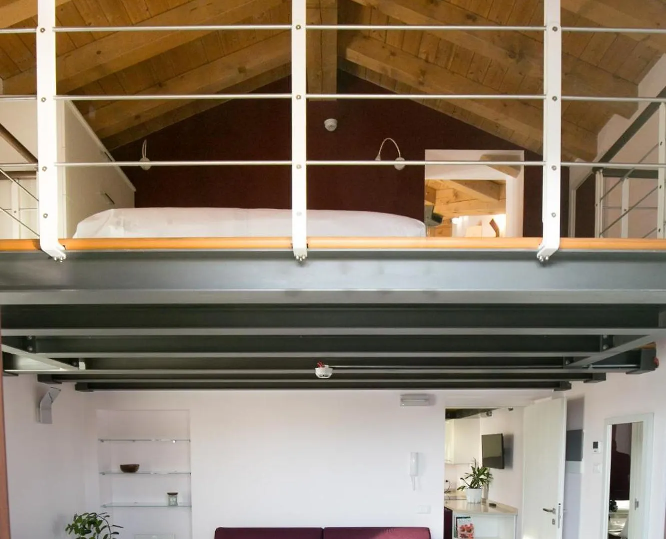 ** Hotel apartamentowy Versoverde Hotel Alzaia Naviglio Grande Mediolan Włochy