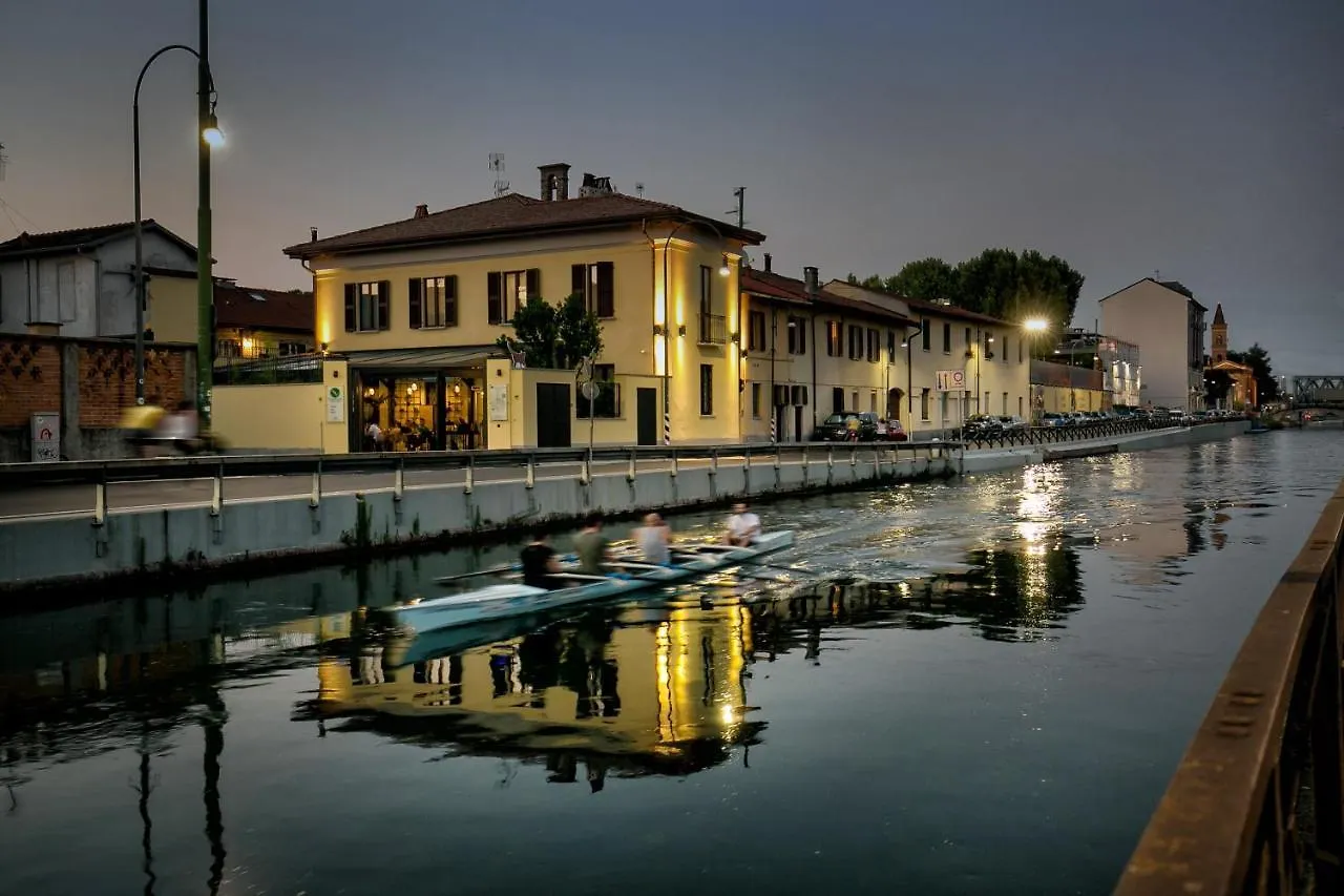 Versoverde Hotel Alzaia Naviglio Grande Mediolan 2*,