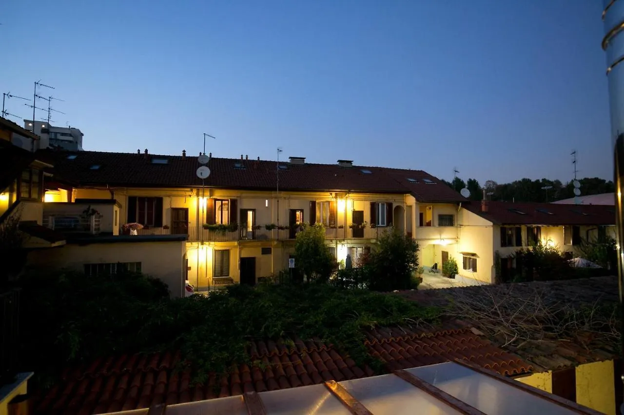 Versoverde Hotel Alzaia Naviglio Grande Mediolan Hotel apartamentowy