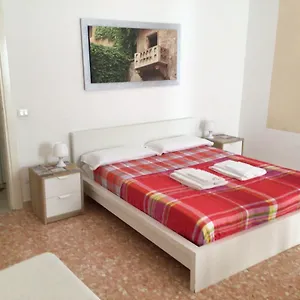  Apartamento A Due Passi Da Giulietta-casa Capuleti Italia