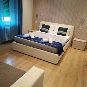  Habitación en casa particular Fiera Italia