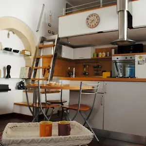 Izzhome Baylle , Cagliari Italie
