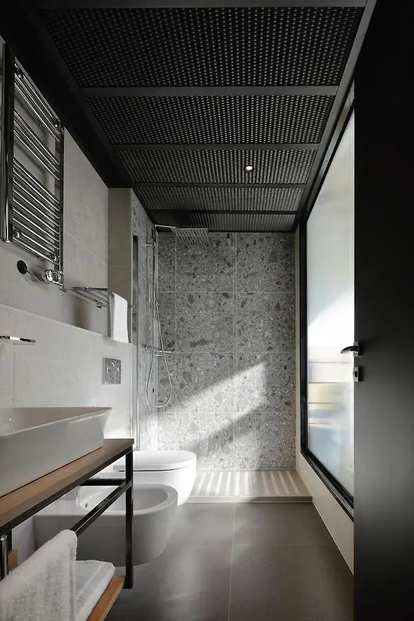 Versoverde Hotel Alzaia Naviglio Grande Милан Италия
